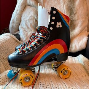 Moxi rainbow skates Black with Multicolor Accents
